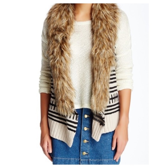 Bb Dakota Faux Fur Trim Knit Sweater 